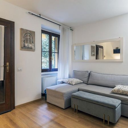 Cozy & Comfy Apt In Navigli Area Milano Exterior foto